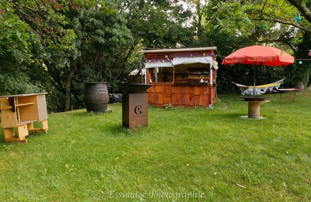 Cottage on large plot