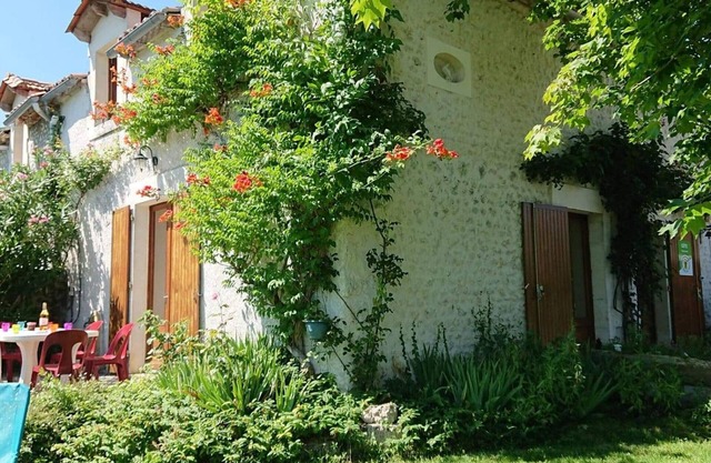 Cottage with views and fireplace - Pets allowed, Parking, WIFI