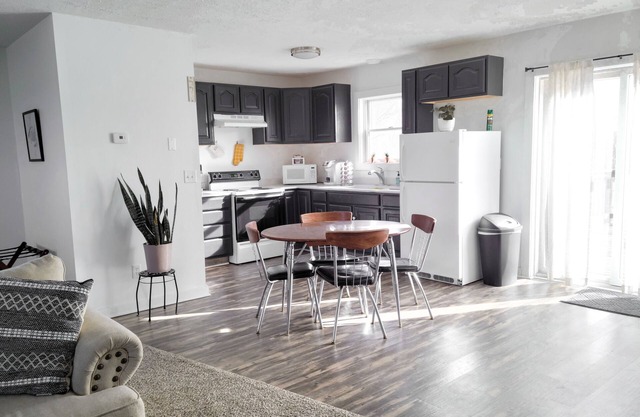 Country Cottage Getaway