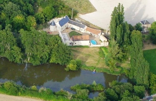 Country Cottage of the XIXth century in a domain of the XIVth century-Pond-Fishing