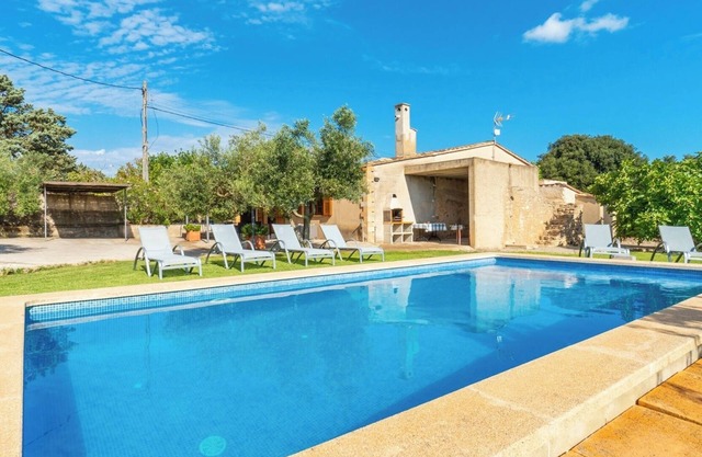 Country House 'Sa Clova' with Mountain View, Private Pool and Wi-Fi