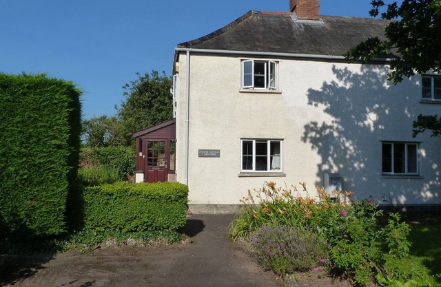 Country Property, Sleeps 11 Pet Friendly