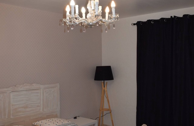 Country property close to the Blaye cycle path