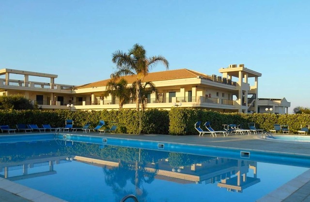 Country Resort in Scoglitti with 0 bedrooms sleeps 3