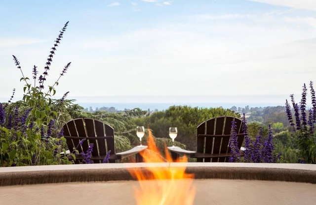 Couple Nature Retreat | Spacious Suite w/Resort View | Outdoor Pool Access