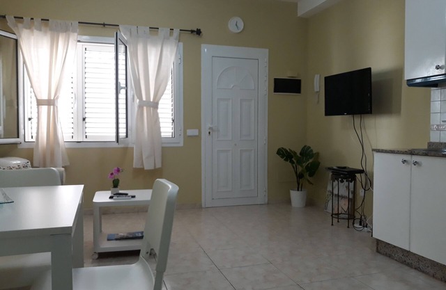 Cozy apartment centricoy quiet area obelisk-. Ideal for couples