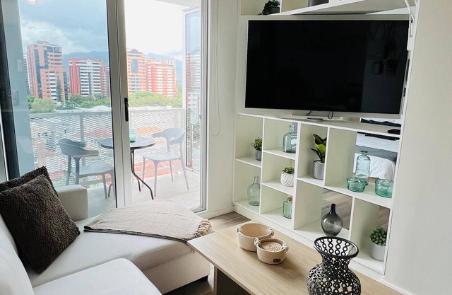 Cozy 1-bedroom apartment with full kitchen and amenities in Guatemala City