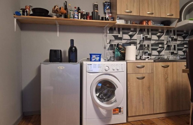 Cozy 1-bedroom apartment in charming Polski Gradets with WiFi, AC