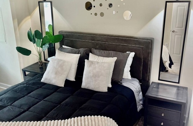 Cozy 1-bedroom apartment close to DC