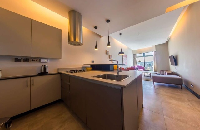 Cozy 1-bedroom apartment in Le'mac Westlands with WiFi and air conditioning.