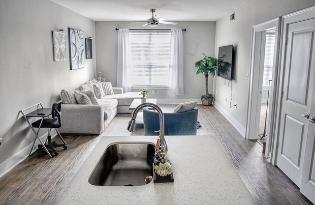 Cozy 1-bedroom apartment in Buckhead Atlanta with AC, WiFi, fitness room