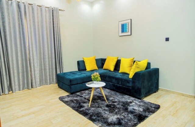 Cozy 1 Bedroom in Kampala 006