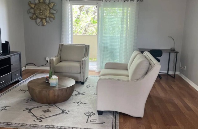 Cozy 2-bedroom condo with amazing views WiFi and AC in W. El Paso