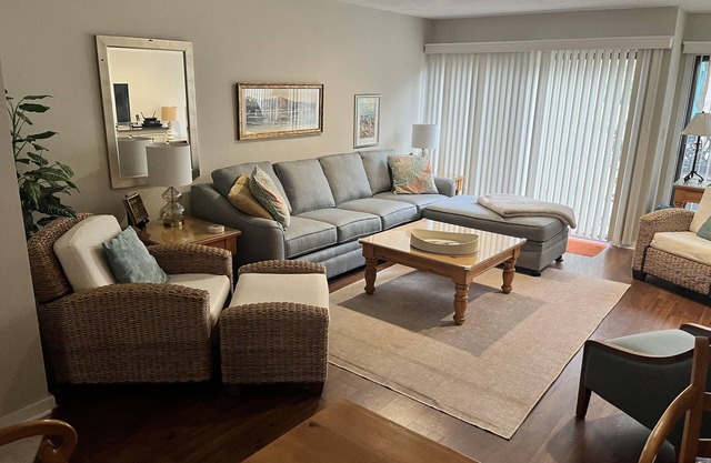 Cozy 2-Bedroom Shipyard Villa Steps to Beach – Bikes, Bch Locker, 5-Star Comfort