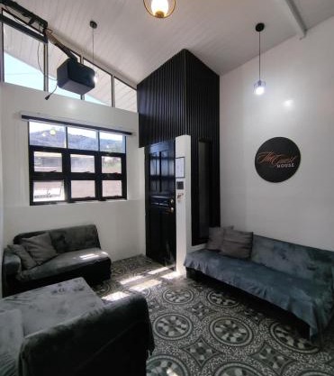 Cozy 2 rooms, 2 bathrooms, Loft, Balcony with Free Parking