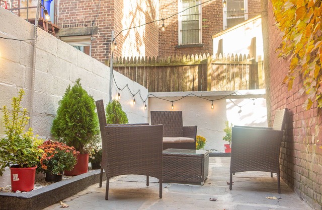 Cozy 2BR/2BA Apt w/Private Patio – 1 Stop to Manhattan!