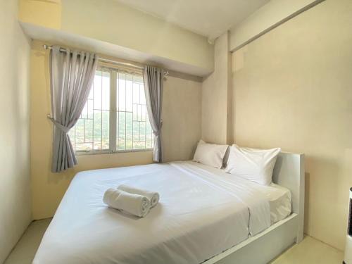 Cozy 2BR Apartment at Pinewood Jatinangor By Travelio