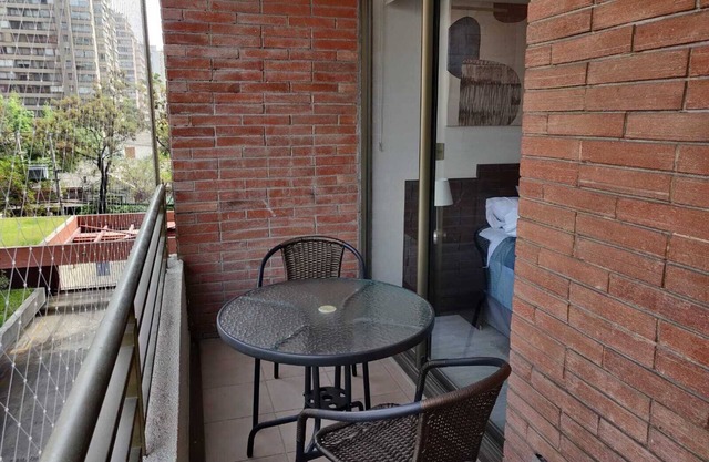 Cozy 2BR Retreat in Prime Las Condes Location