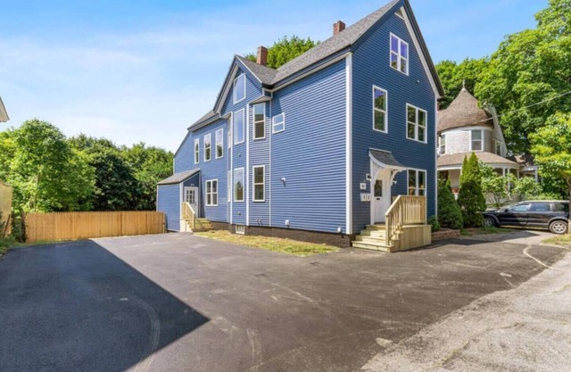 Cozy 2nd & 3rd Floor Retreat