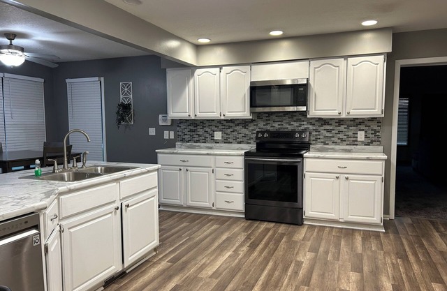 Cozy 3-bedroom Dreamway Oasis