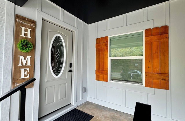 Cozy 3-bedroom house in Greenville nGreat location!Close to everything !NEW!