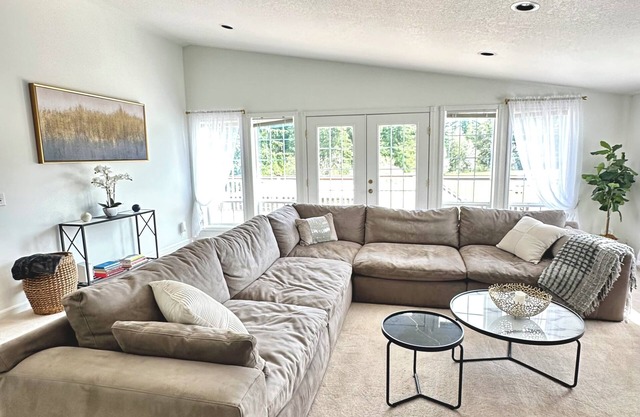 Cozy 4-bedroom house with AC in charming Damascus