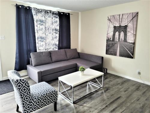 Cozy 4 bedroom townhouse - peaceful feel of home