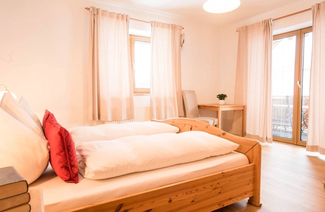 Cozy accommodation just 5 minutes from the ski and hiking experience