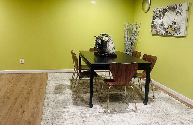 Cozy and Convenient 2-Bedroom Basement in Lorton