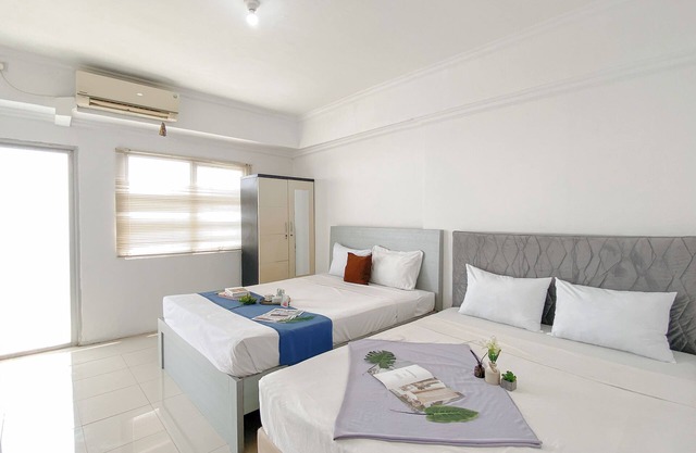 Cozy And Good Studio Room At Park View Condominium Apartment