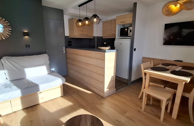 Cozy apartment in Plagne 1800, 4-5 guests, pool access