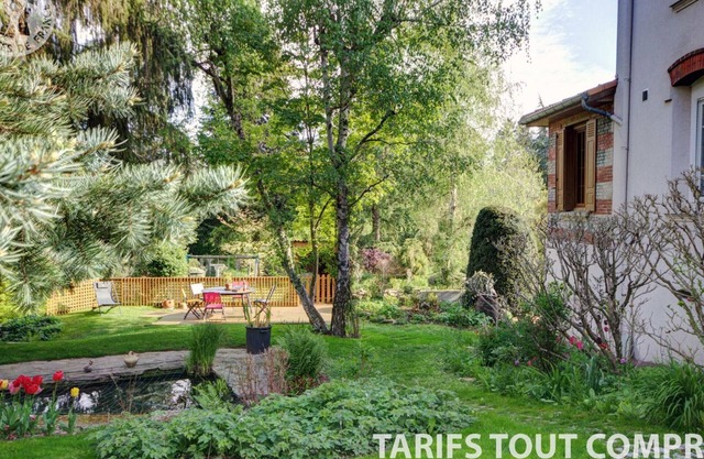 Cozy apartment in Andrézieux-Bouthéon with private entrance