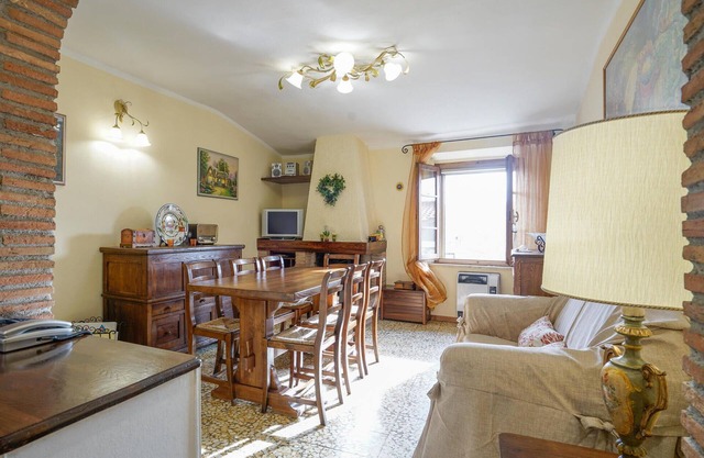Cozy apartment in Montenero d'Orcia