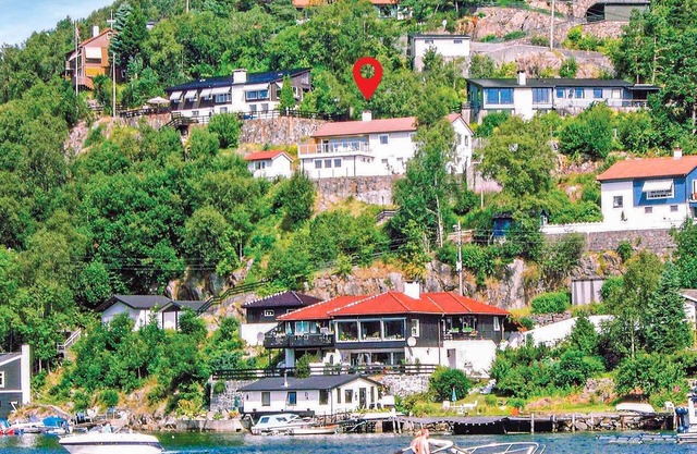 Cozy apartment in Straumsgrend