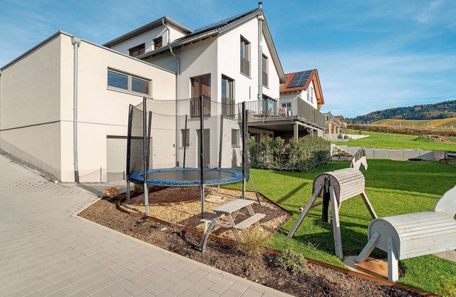 Cozy Apartment in Oberkirch – Enjoy Nature & Central Location