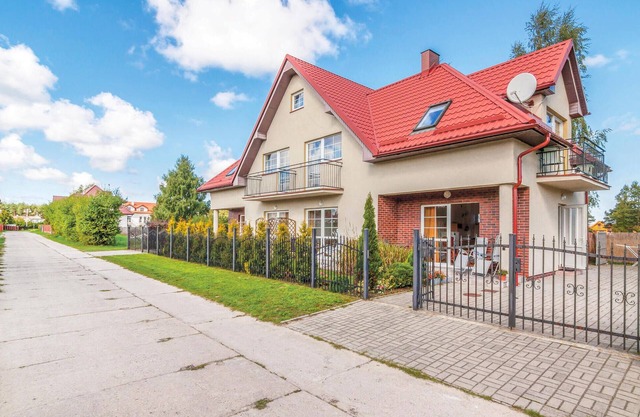 Cozy apartment in Rowy with kitchen