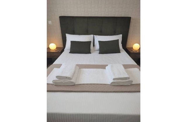 Cozy apartment in the city center, super close to great beaches