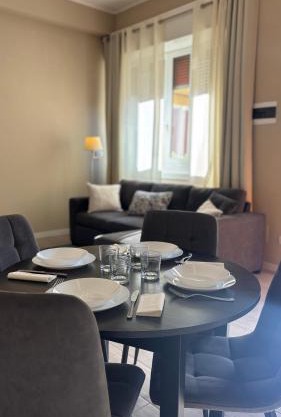 Cozy Apartment in via Canonica