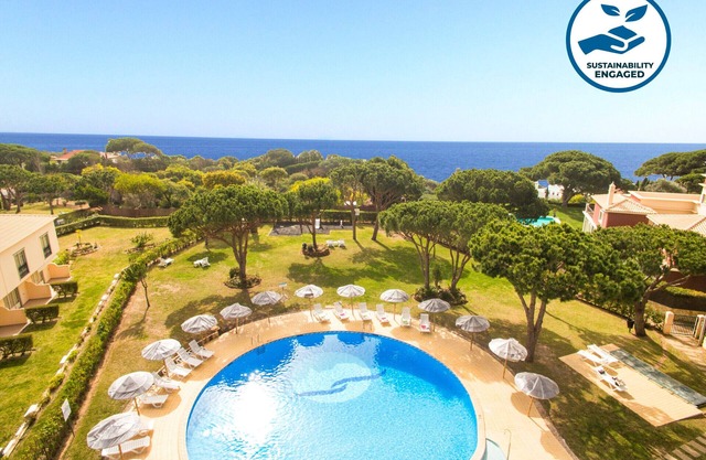 Cozy Apartment w/Pool in Albufeira