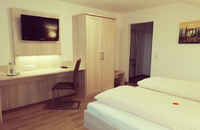 Cozy attic room (20m2) without balcony