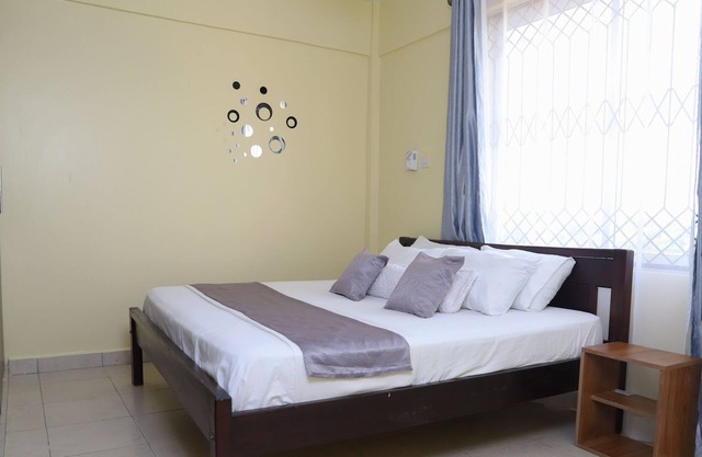 Cozy,Calm and stylish apartment .A walking distance to bofa beach