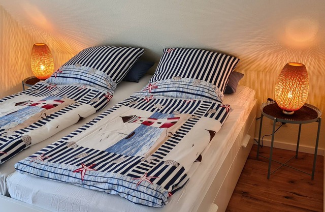 Cozy, central, vacation apartment for 2-5 adult guests in Aurich Middels