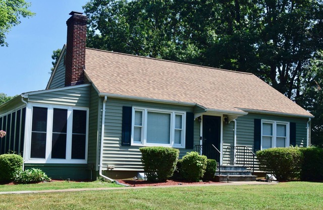 Cozy Cottage near Montpelier