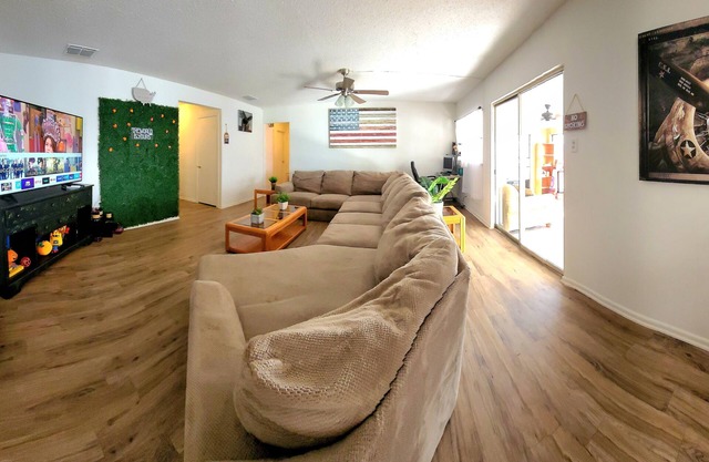 Cozy Fun Casa! LacklandAFB/SeaWorld/SixFlags/DTSA