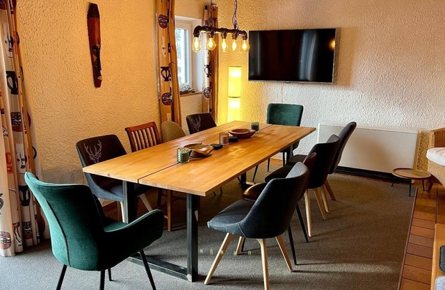 Cozy holiday home (170 sqm) for up to 12 people with a south-facing terrace balcony