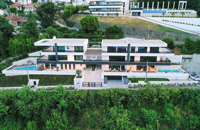 Cozy home in Icici with harbor view