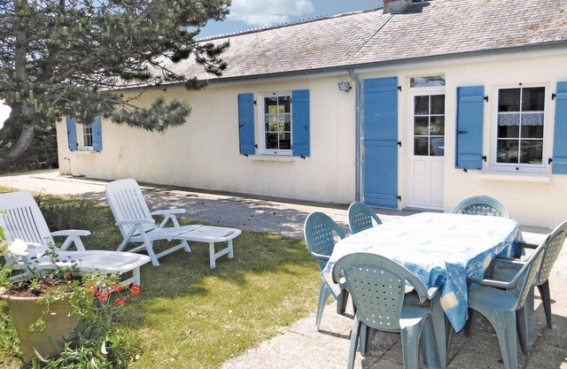 Cozy home in Lestre with WiFi