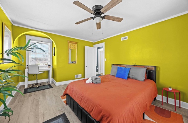 Cozy Home in Lou’s Art District | Perfect for WFH!