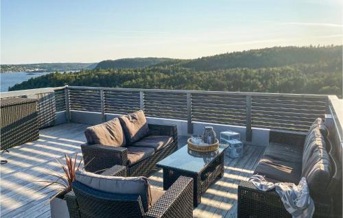 Cozy Home In Søndeled With Kitchen