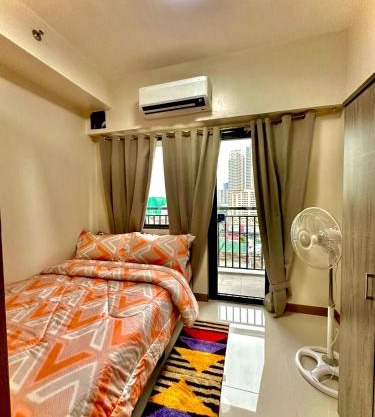 Cozy Home Stay at RED Residences Makati 17